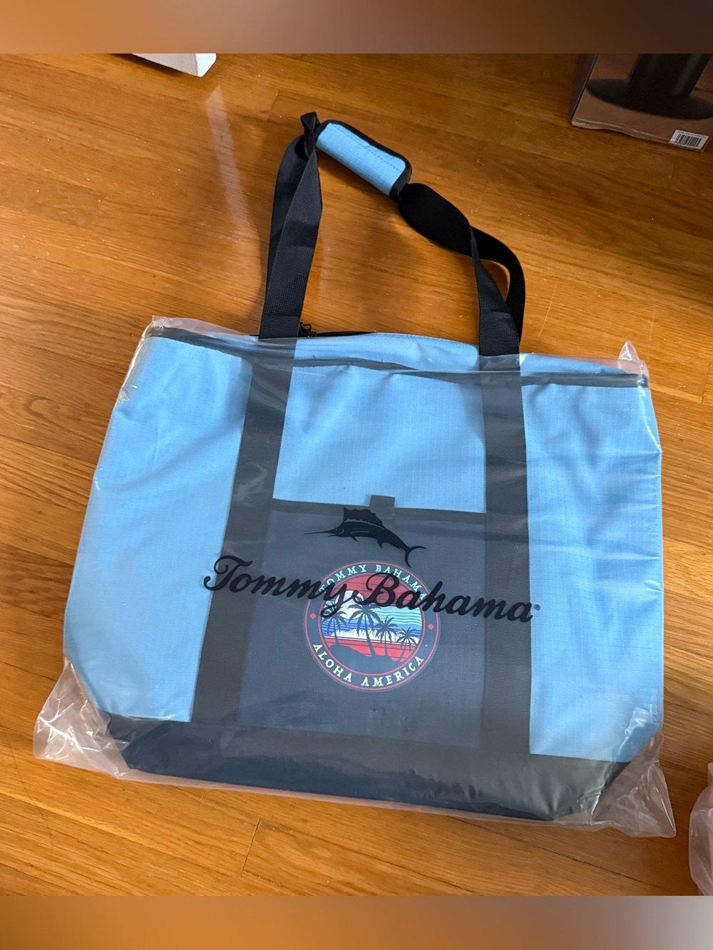 Tommy Bahama Insulated Cooler 20" X 16" Beach Tote Bag Aloha America NEW